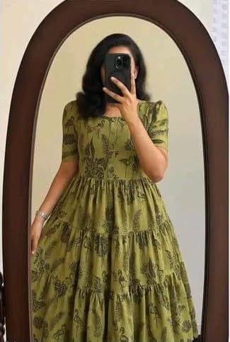 Women's Rayon A-Line Midi Dress, Red and White Floral Print, Short Sleeves, Tiered Design, Round Neck, Summer Wear (in, Alpha, XL, MINTGREEN)