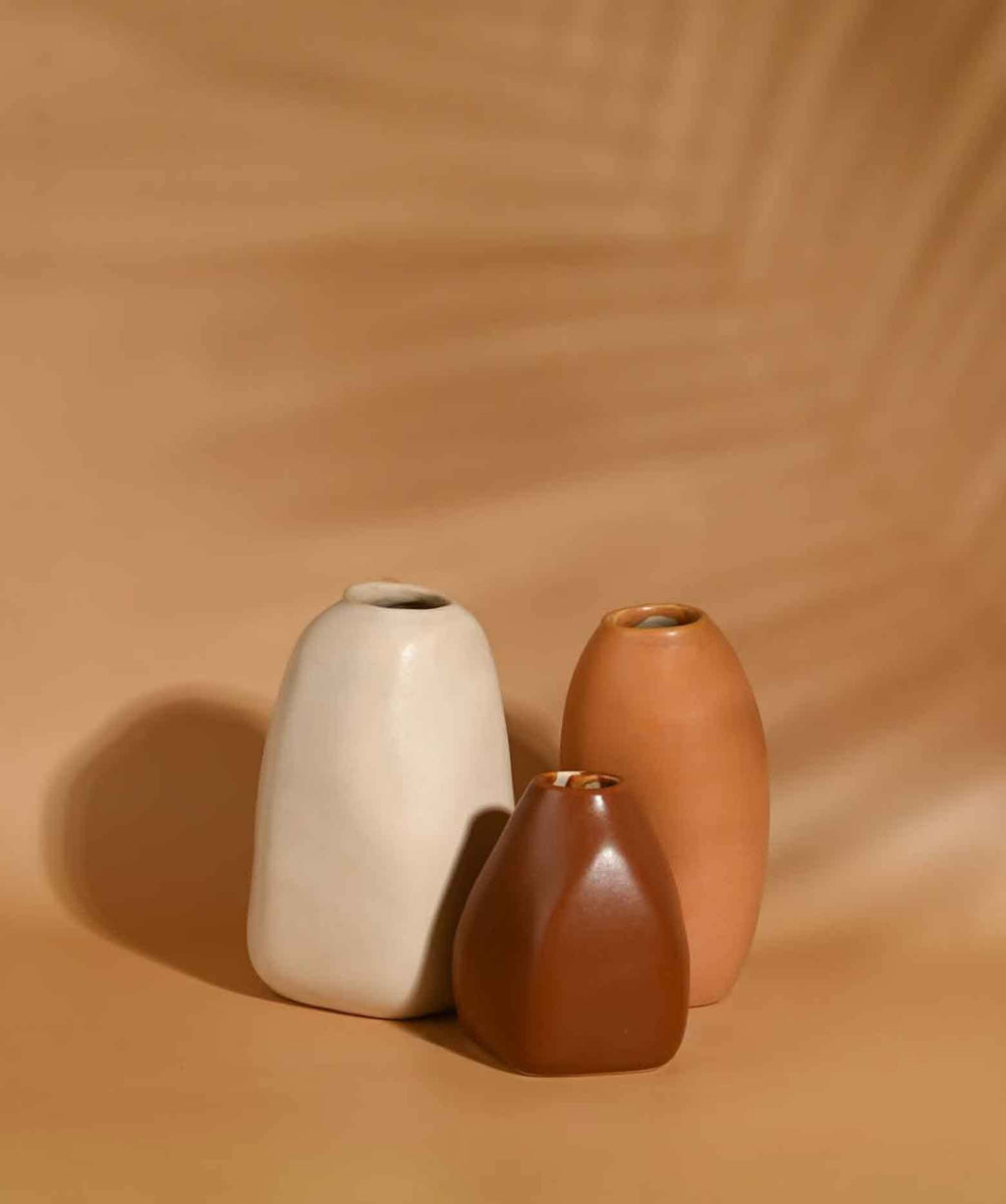 PUREZENTO Rustic Ceramic Bud Vase - Set of 3 | Centerpiece & Showpiece for Home Decor, Living Room, Bookshelf & Tabletop Styling | Decorative Vase for Pampas Grass, Dried & Artificial Flowers