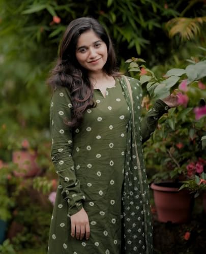 KLOSIA Women's Printed Anarkali Kurta and Pant with Dupatta Set (in, Alpha, L, Green)
