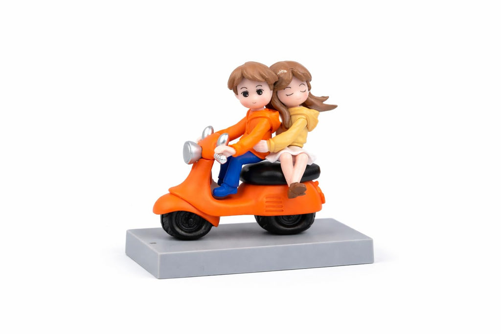CraftVatika Valentines Day Gift for Husband Wife Girlfriend Boyfriend, Valentine Love Couple on Scooter Ride Statue Showpiece Home Decorative Items for Tabletop, Room Office Decor Bedroom Items