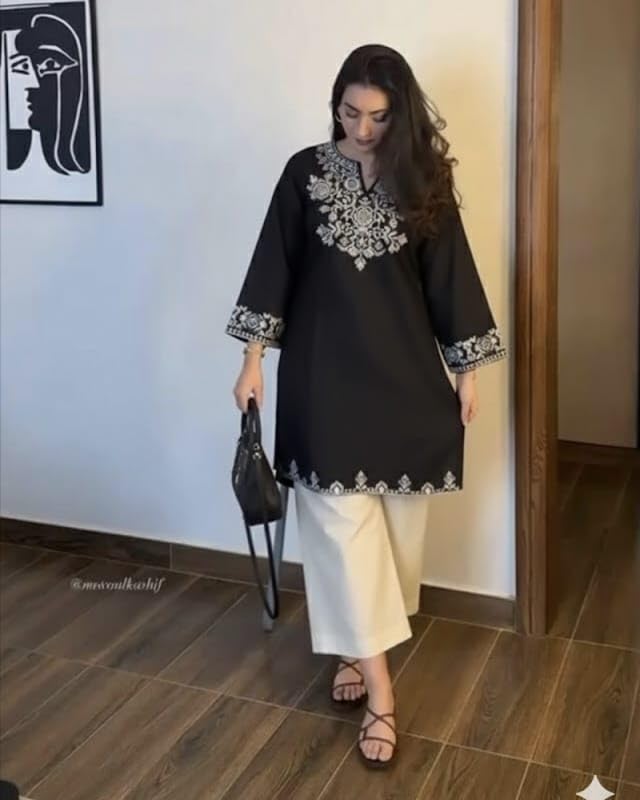 Women's Embroidered Kurti, V-Neck, 3/4 Sleeves, Floral Embroidery, Casual Ethnic Wear, Maroon, Pink & Black (in, Alpha, XL, Black)