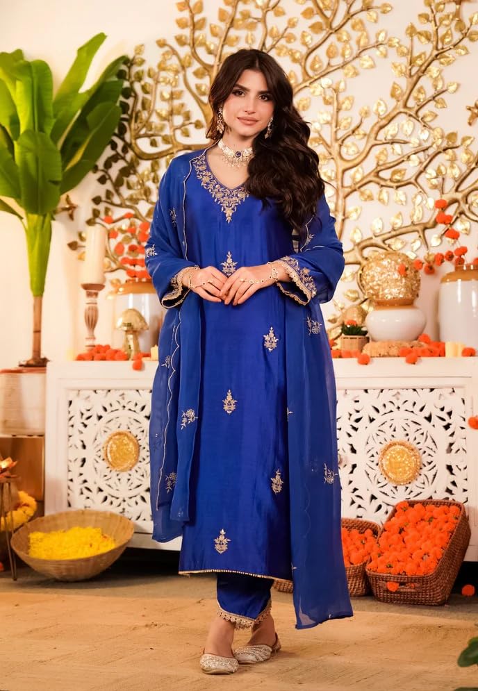 Klosia Women Embroidery Solid Straight Kurta and Pant Set with Dupatta (in, Alpha, 2XL, Blue)