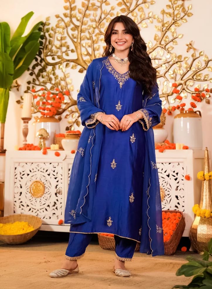 Klosia Women Embroidery Solid Straight Kurta and Pant Set with Dupatta (in, Alpha, 2XL, Blue)