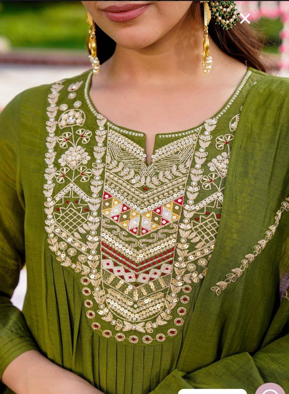 Nermosa Women Embroidery Solid Anarkali Kurta and Pant Set with Dupatta (IN, Alpha, 2XL, Green)