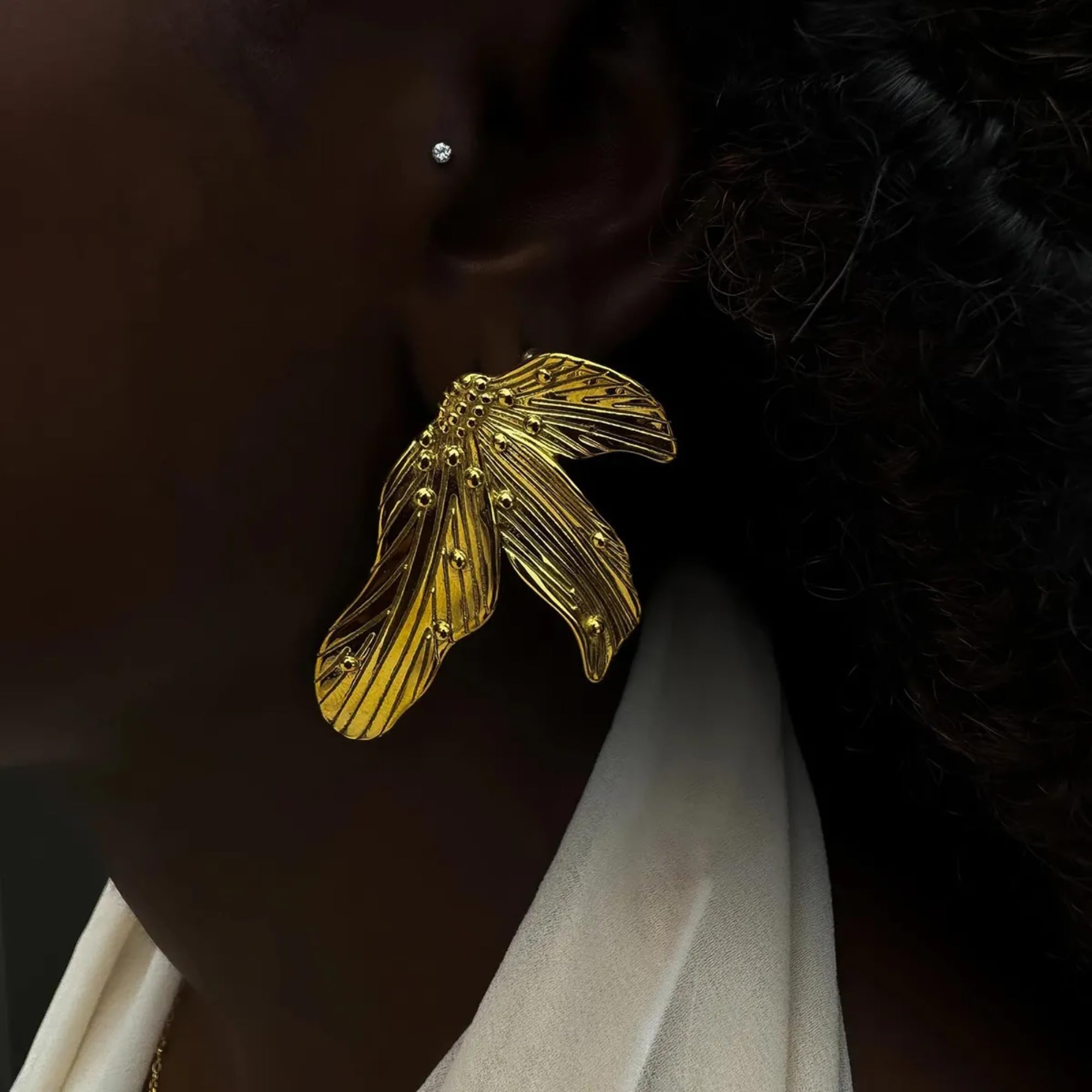 Salve Chic Coquette Floral Earrings for Women | Valentine's Gift for Girlfriend | Bohemian Jewellery Hanging Earrings for Girls Stylish | Gift for Girlfriend Gold Ear Rings for Women Stylish Aesthetic Jewellery Korean Flower Danglers