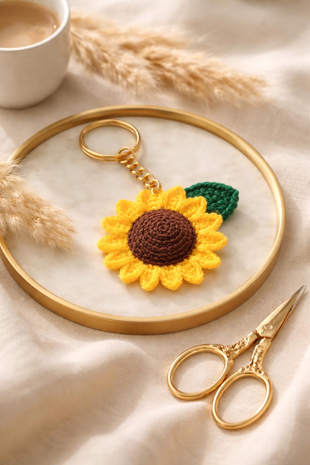 VARIQ Handmade Crochet Sunflower Keychain for Women & Girls, Cute Yellow Flower Key Ring Charm, Soft Yarn Knitted Gift, Bag Charm, Car Key Holder, Aesthetic Handmade Floral Accessory