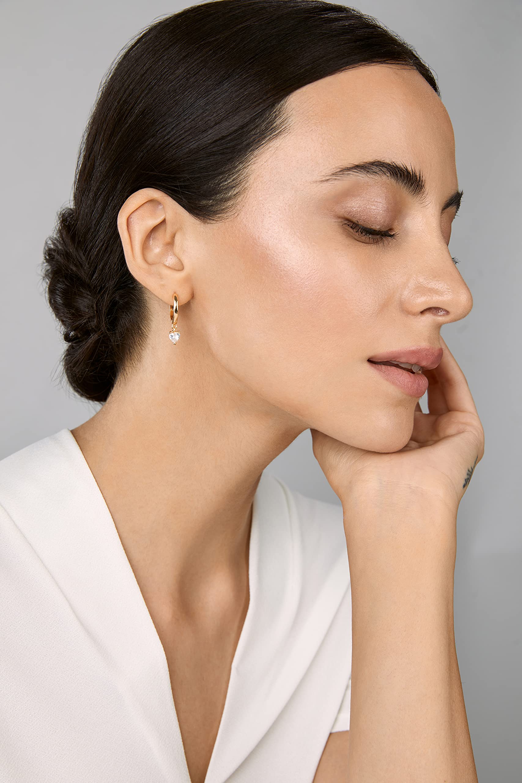 MINUTIAE Gold Plated Heart Solitare Dangling Clip On Earring Austrian Zirconium Earring For Women And Girls, Heart Shaped Diamond - Gold