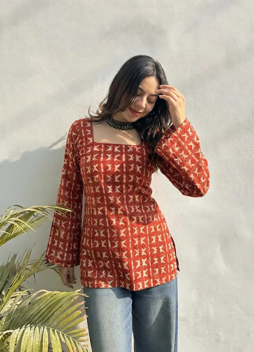 ANNI Designer Women's Viscose Blend Printed Short Kurti (Naganika Red_L_Red_Large)