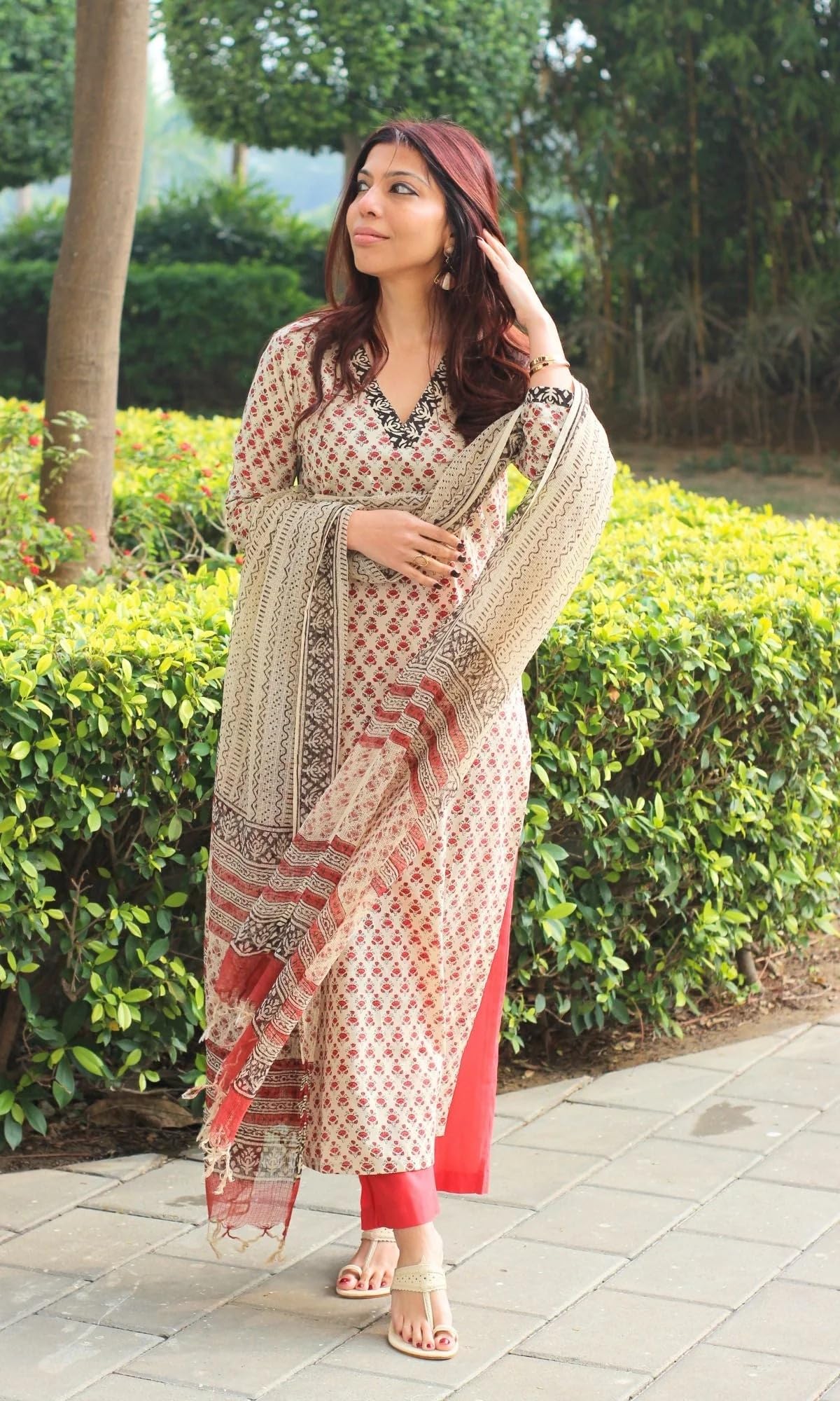 LookMark Women’s White Viscose Rayon Kurta Set with Dupatta, Traditional Ethnic Wear-AZ-LM_OG1-KS2276-White-M