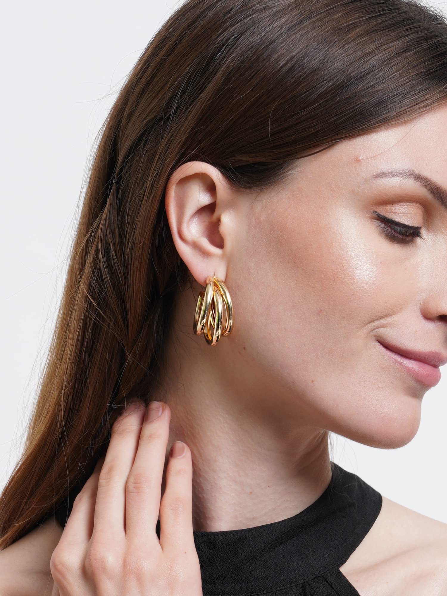 Bohey by KARATCART Gold-Toned Classic Half Hoop Earrings for Women