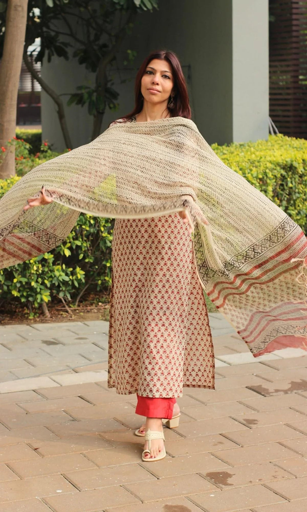 LookMark Women’s White Viscose Rayon Kurta Set with Dupatta, Traditional Ethnic Wear-AZ-LM_OG1-KS2276-White-M