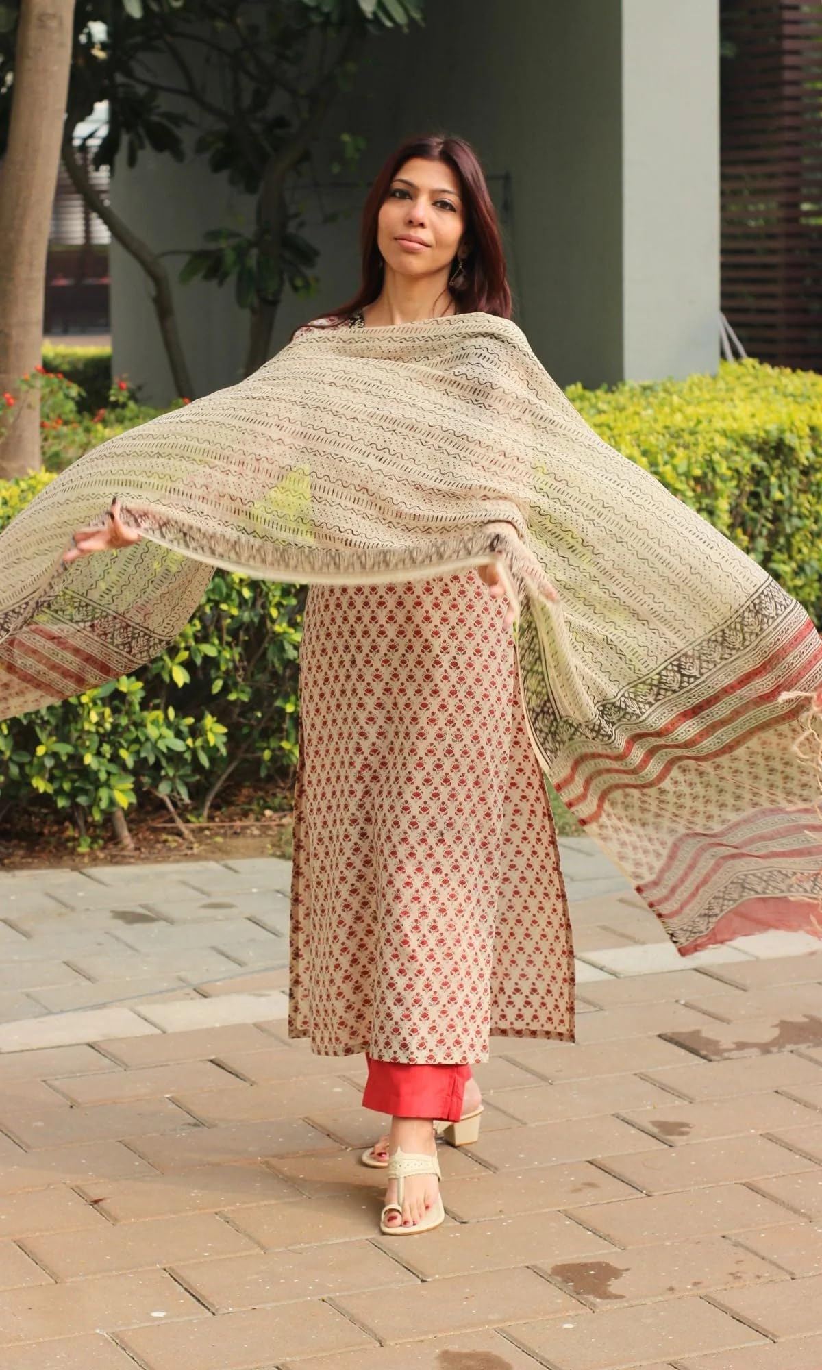 LookMark Women’s White Viscose Rayon Kurta Set with Dupatta, Traditional Ethnic Wear-AZ-LM_OG1-KS2276-White-M