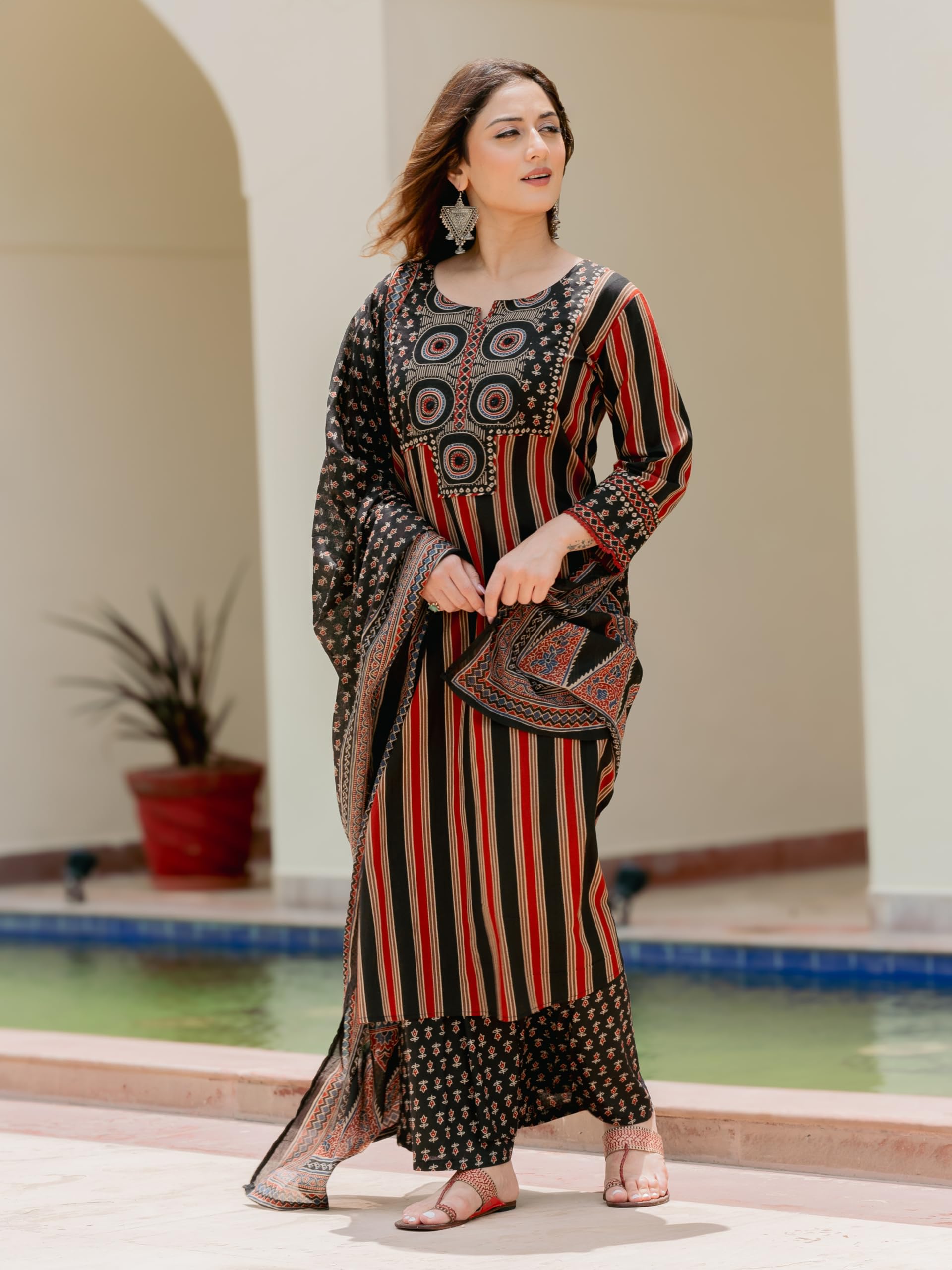 Arayna Women’s Pure Cotton Printed Kurta Pant Dupatta Set | Ajrakh-Inspired Ethnic Suit Set | Straight Fit 3-Piece Set for Women | Midnight Black, 3X-Large