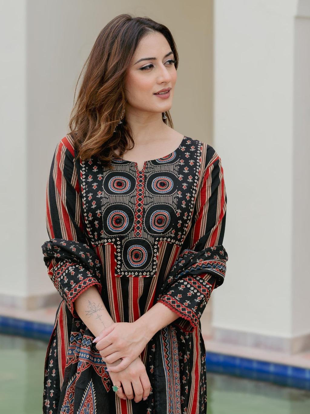 Arayna Women’s Pure Cotton Printed Kurta Pant Dupatta Set | Ajrakh-Inspired Ethnic Suit Set | Straight Fit 3-Piece Set for Women | Midnight Black, 3X-Large