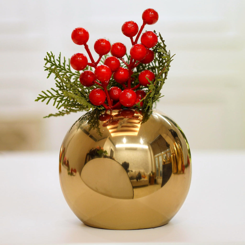 BEHOMA Metal Ball Round Metal Vase for Home Décor | Table Decorative Flower Pot for Valentine’s Day | Perfect Couple Gift for Wedding, Anniversary, Birthday | Gold, Small (Flower Not Included)
