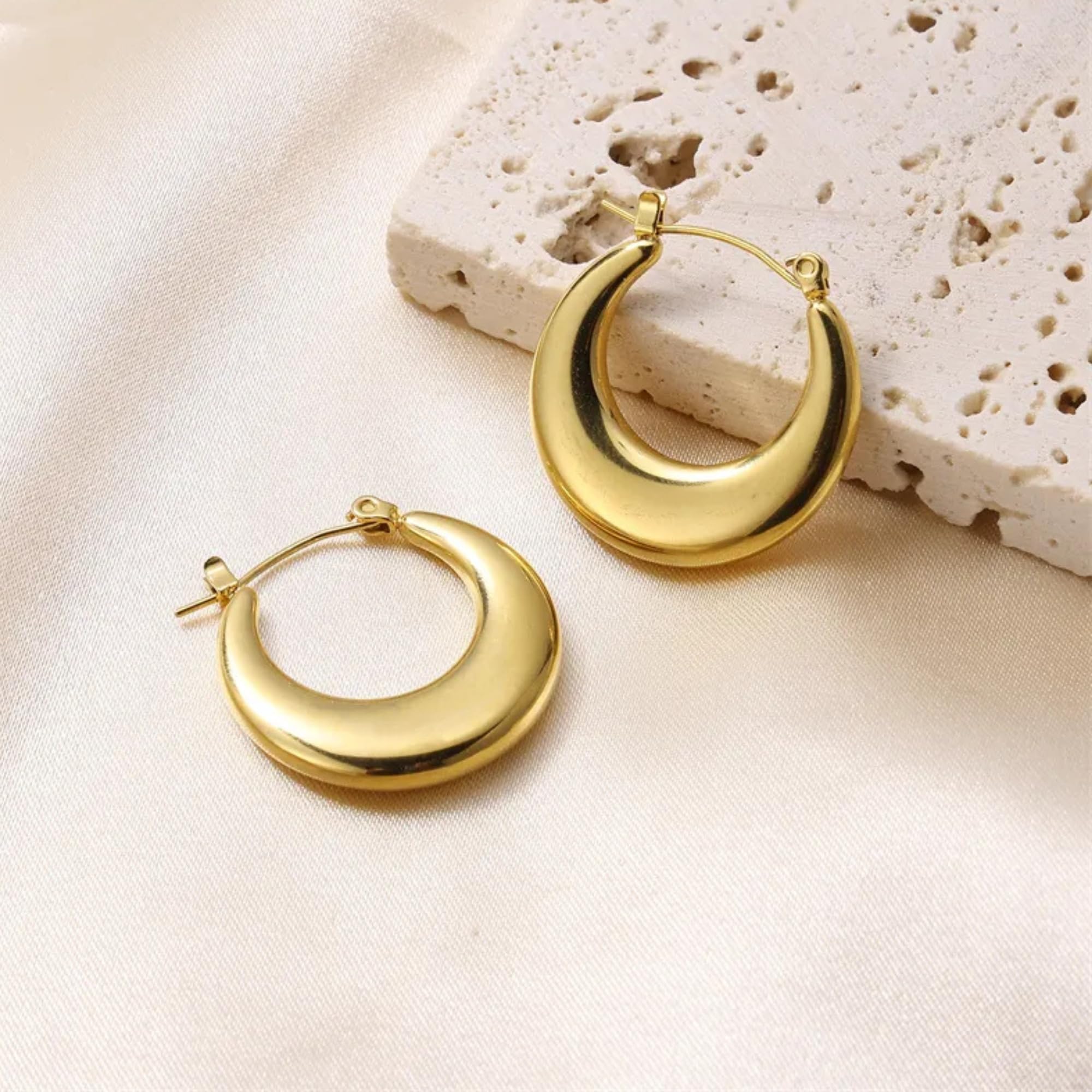 Salve Gold Earrings for Women – Dainty, Chunky, Huggie & Bow Styles | Anti-Tarnish Hypoallergenic Hoop & Stud Earrings | Valentine's Gift for Girlfriend | Aesthetic Fashion Jewelry for Girls & Women (Flat Dome)