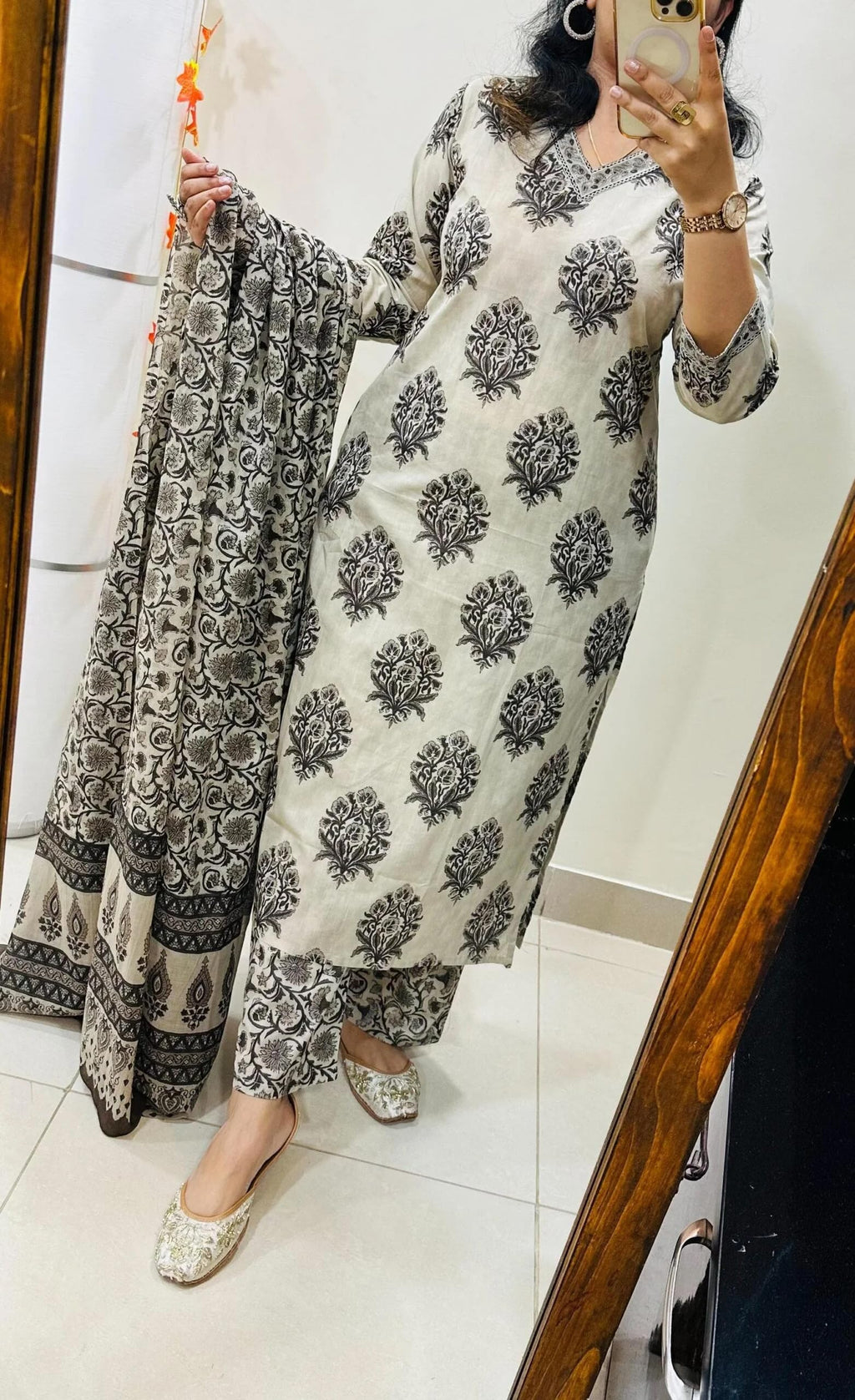 ANNI Designer Women's Viscose Blend Straight Printed Kurta with Pant & Dupatta (Makram Cream_L_Cream_Large)