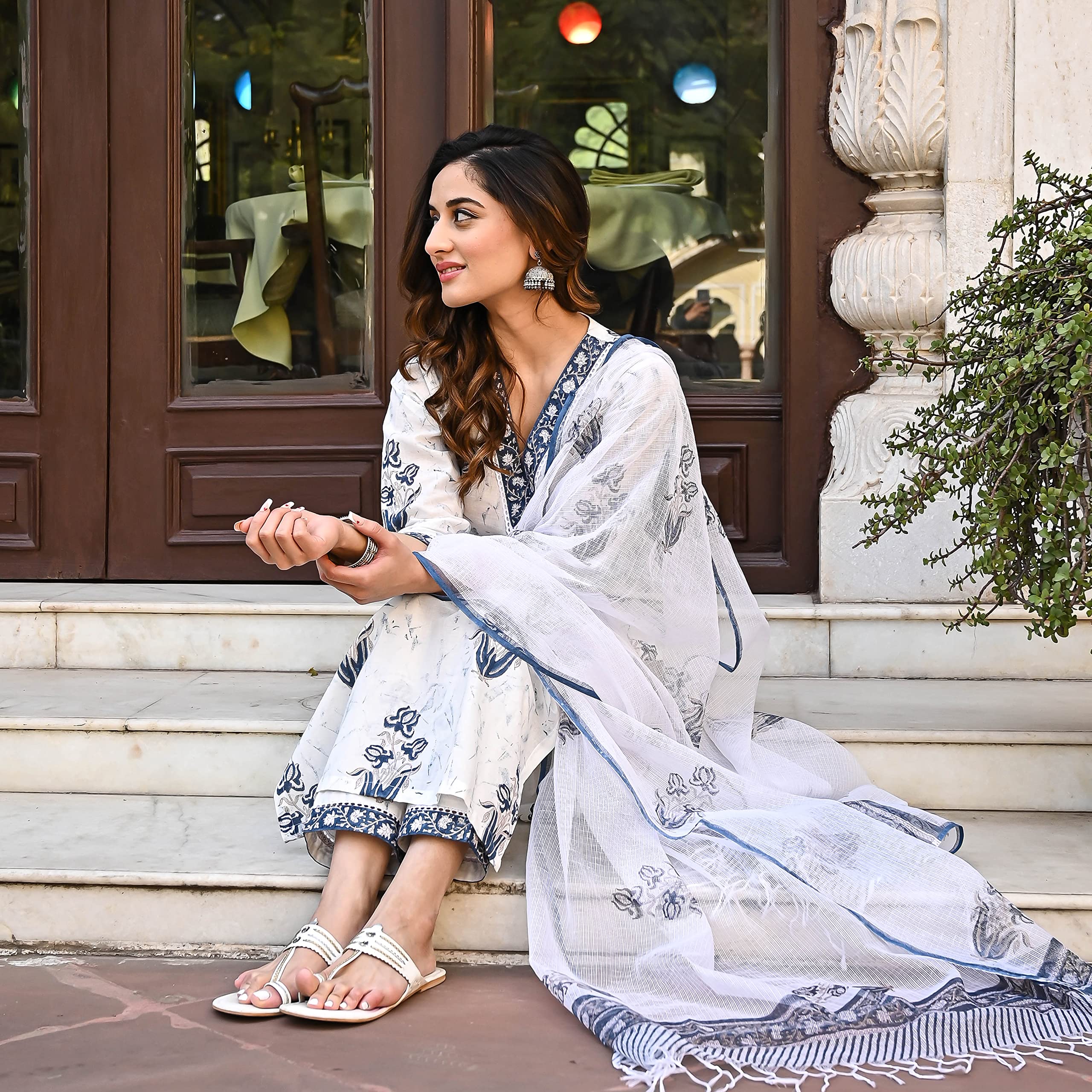Arayna Women's Floral Printed 100% Cotton Kurti Palazzo Pants Set With Dupatta (Medium, white)